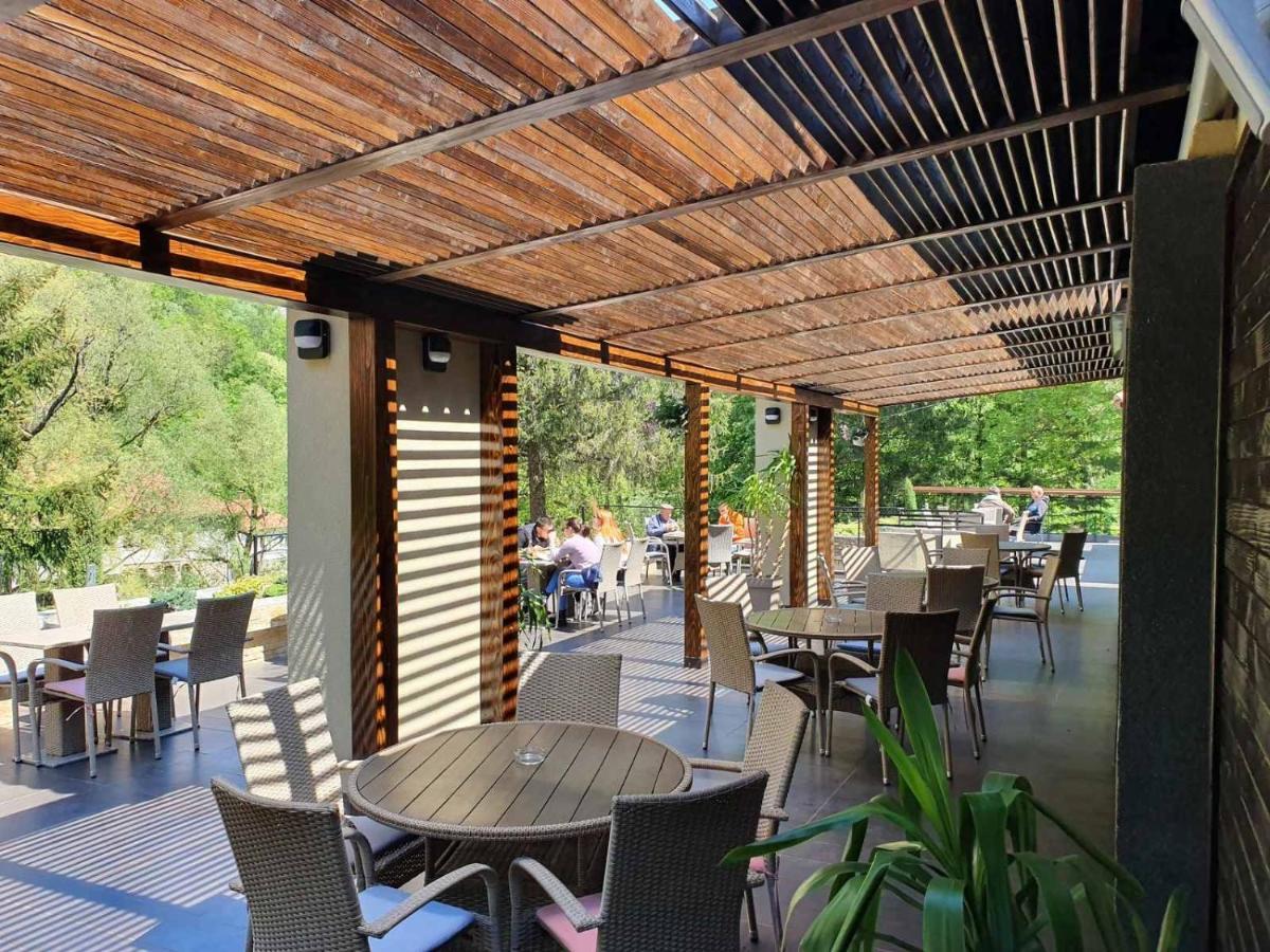 Restoran Sa Prenocistem Gornjak Krepoljin Exterior photo