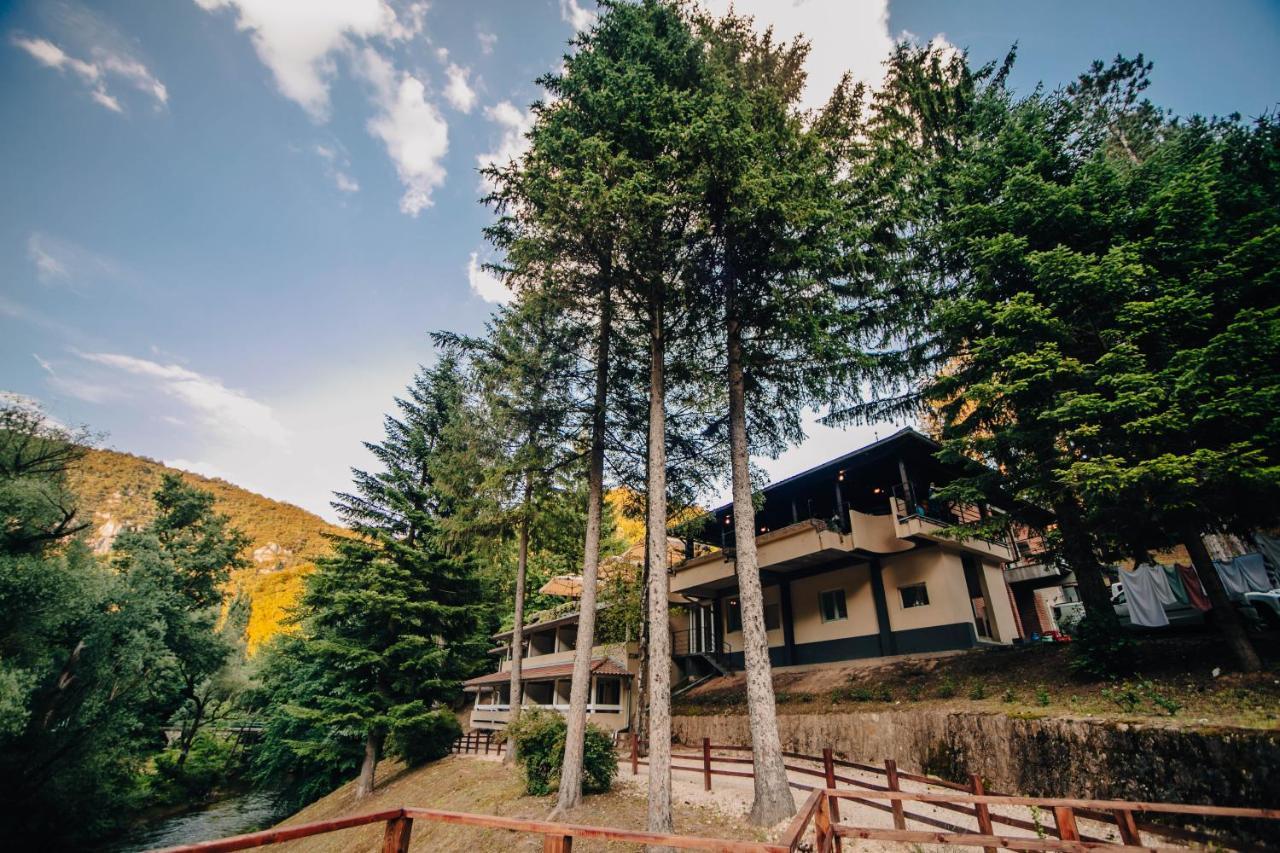 Restoran Sa Prenocistem Gornjak Krepoljin Exterior photo